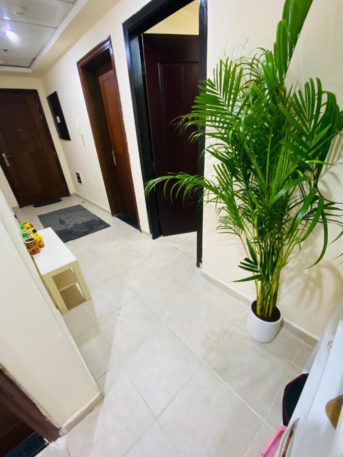 Nash Guest House Females Only Dubaj Kültér fotó