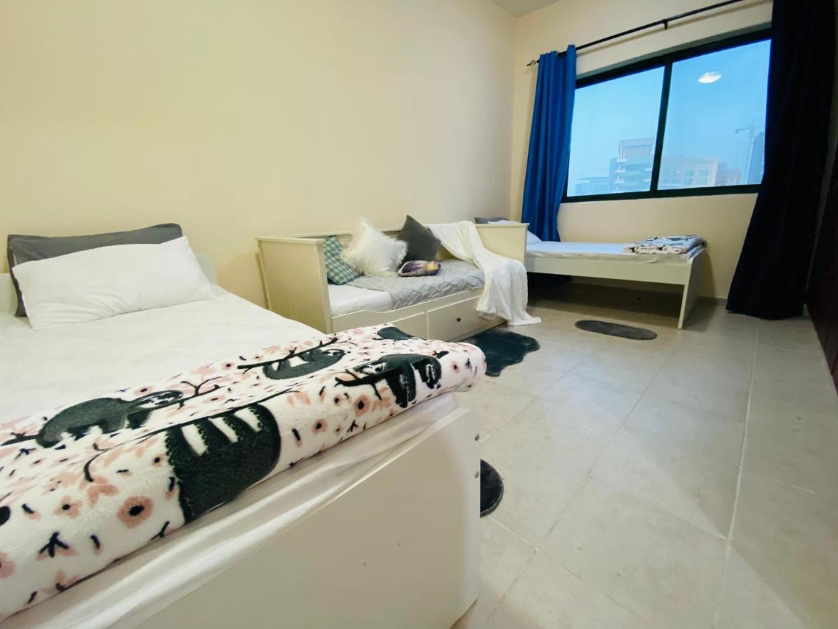 Nash Guest House Females Only Dubaj Kültér fotó